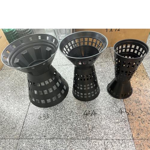 Kornút plast čierny 30,5x16x15,5cm