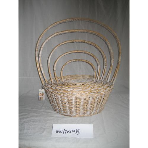 Košík prútený S