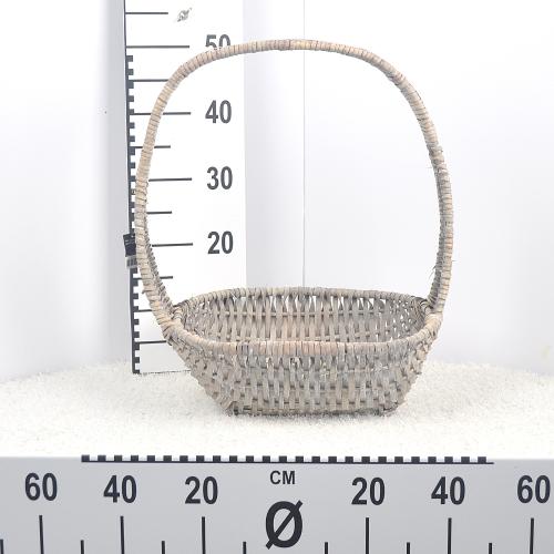 Košík prútený L