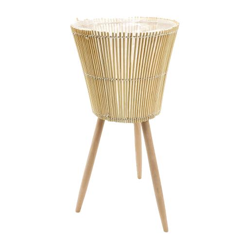 Misa prútená na nôžkach